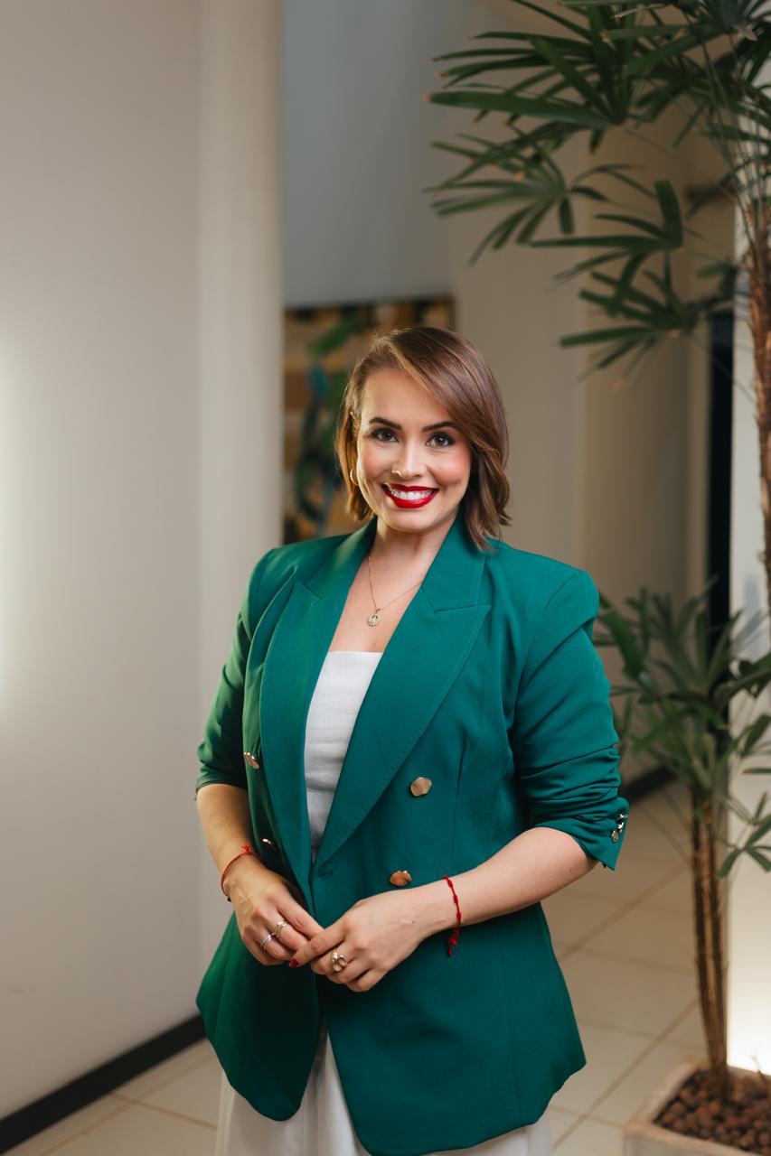 Dra. Giselly Morais - Sobre